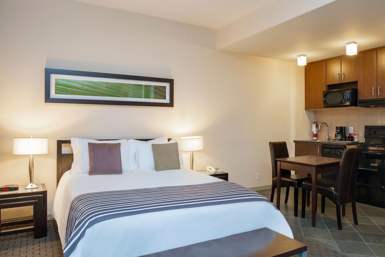 Sandman Suites Vancouver On Davie Экстерьер фото